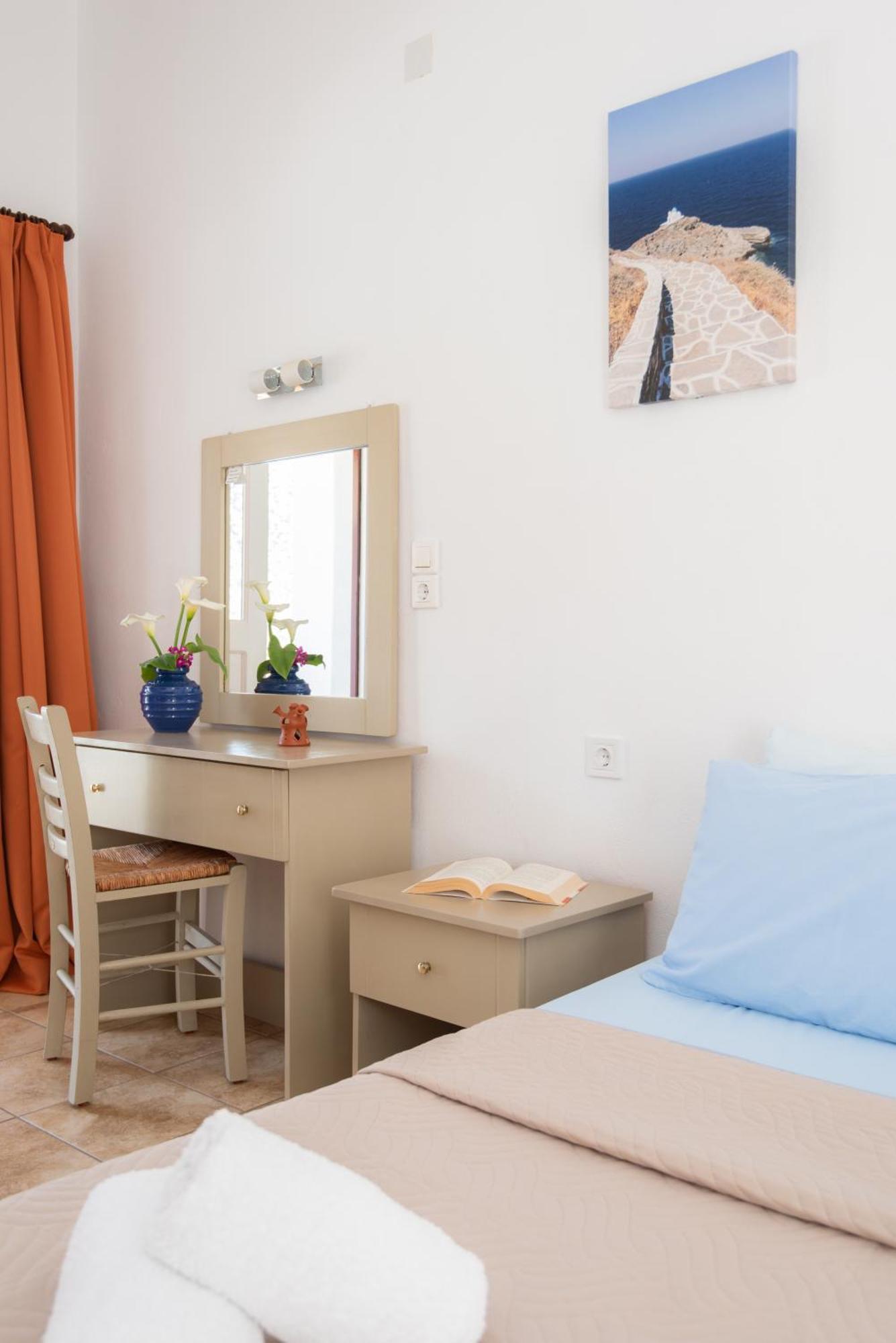 Simeon Rooms & Apartments Kamares  Zewnętrze zdjęcie