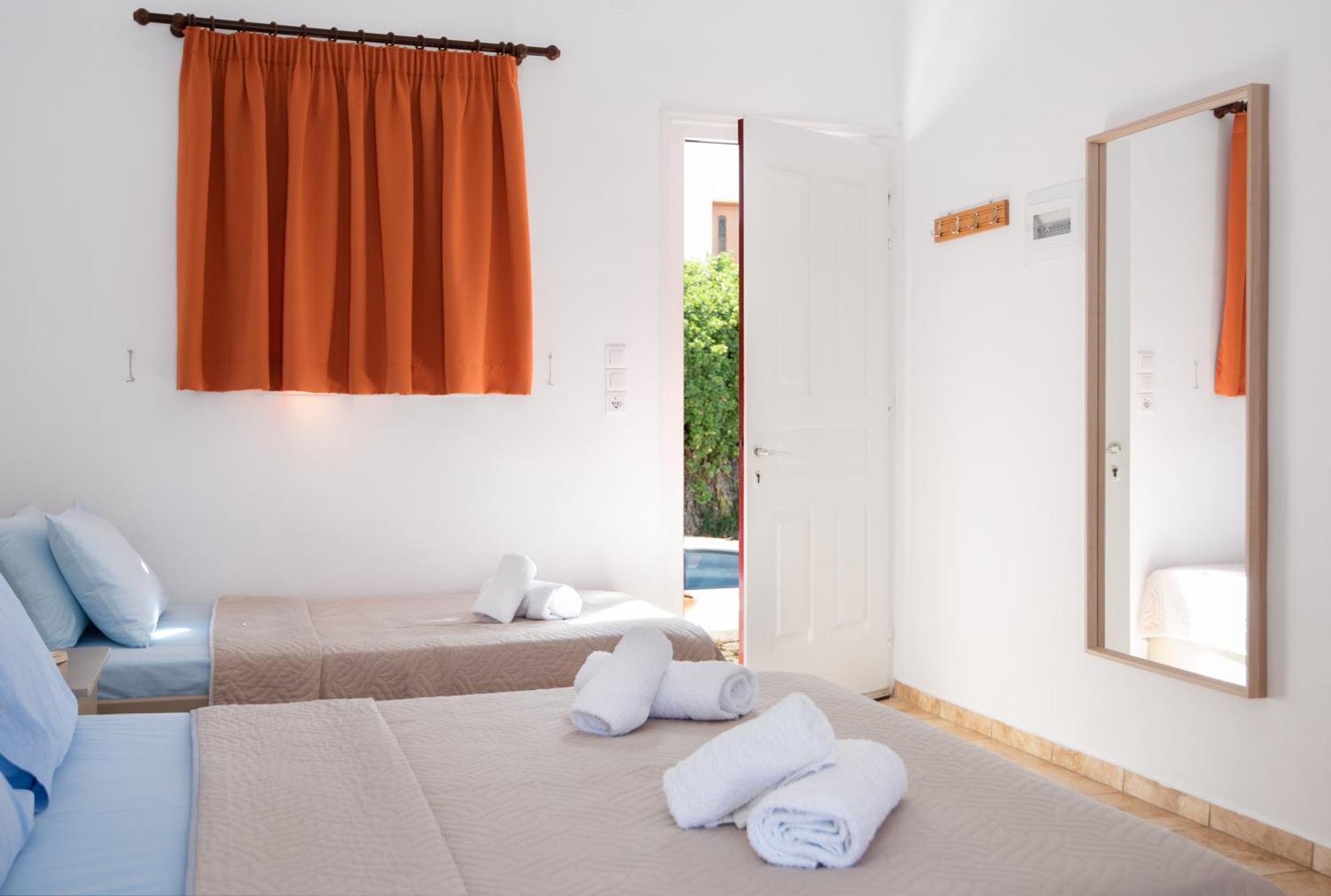 Simeon Rooms & Apartments Kamares  Zewnętrze zdjęcie